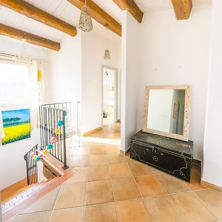 Villa, Spectacular Private View, Pool, Sibillini Mountains, Valley