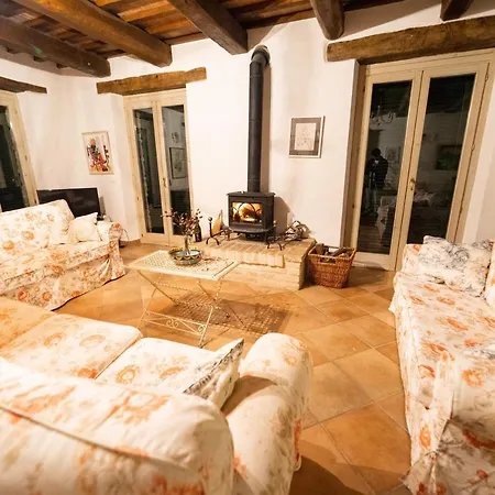 Villa, Spectacular Private View, Pool, Sibillini Mountains, Valley Вилла